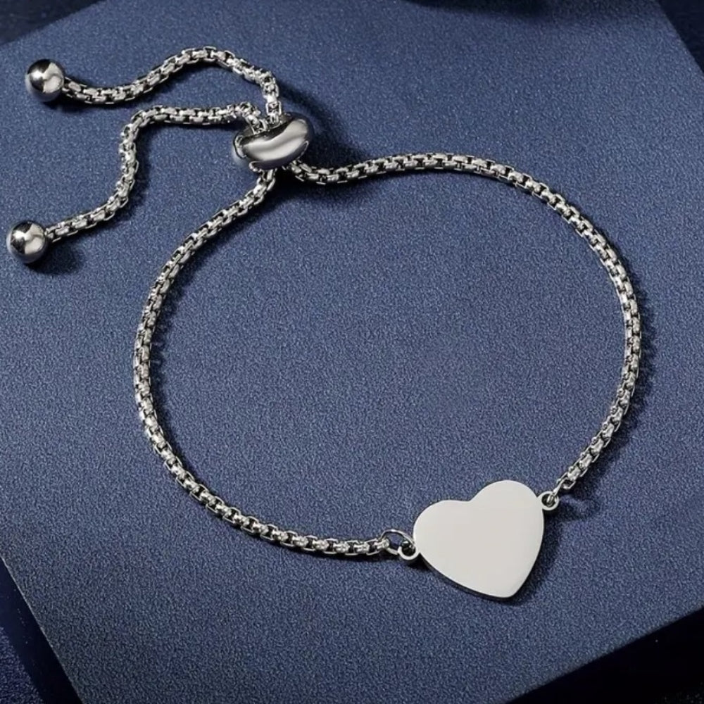 Heart shaped retractable bracelet
