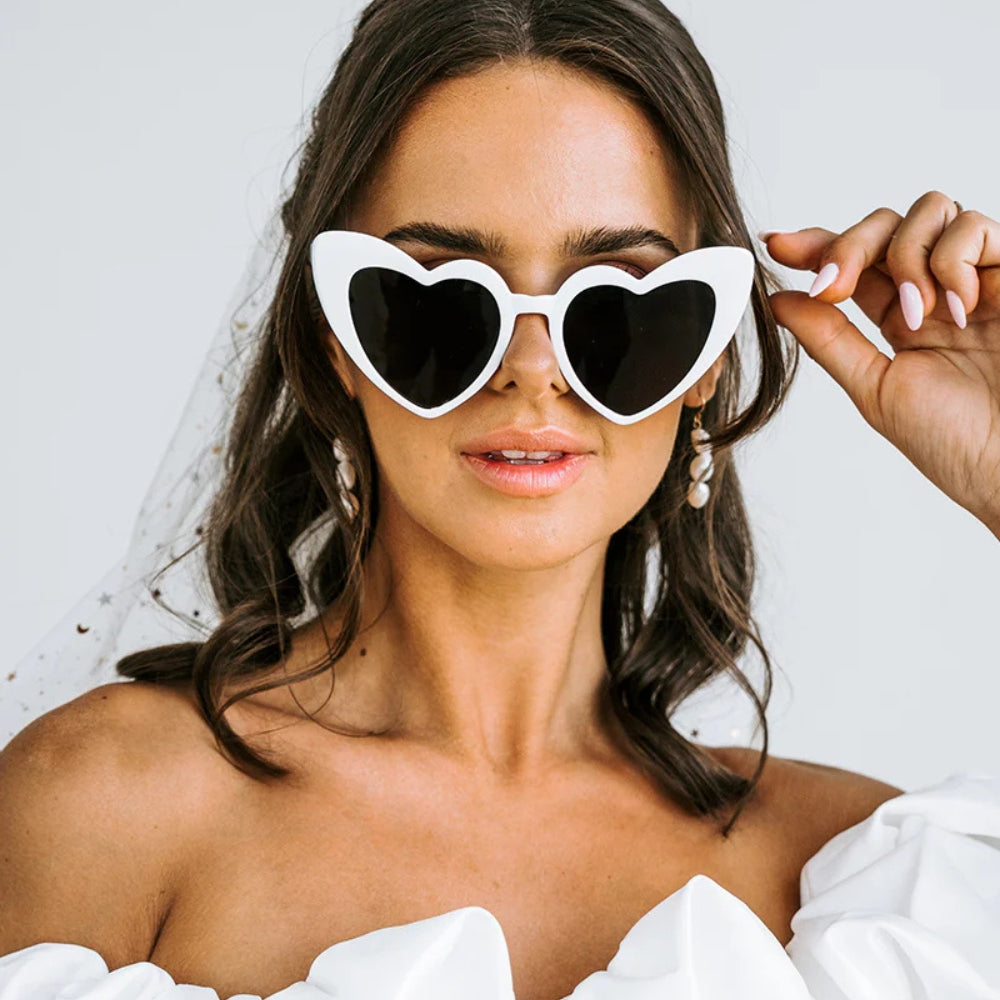 Heart-Shaped Retro Sunglasses, glass, black