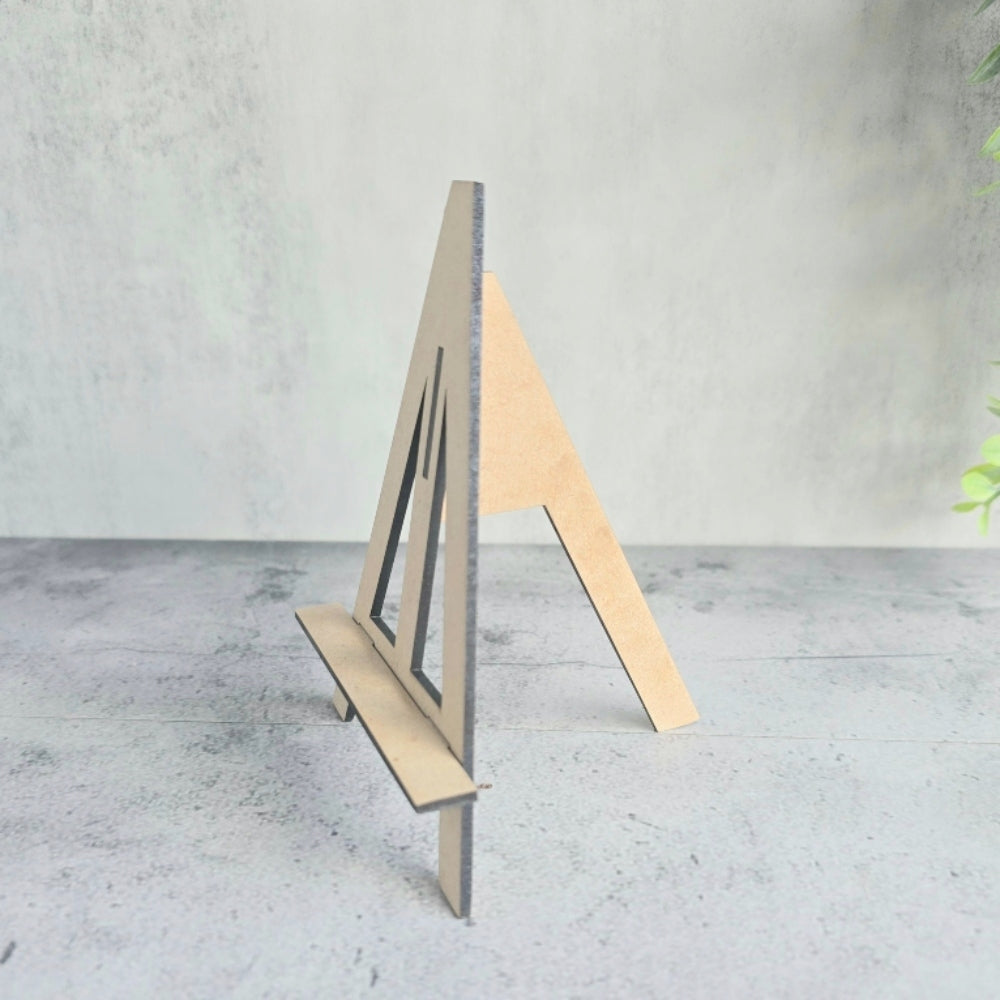 miniature easel