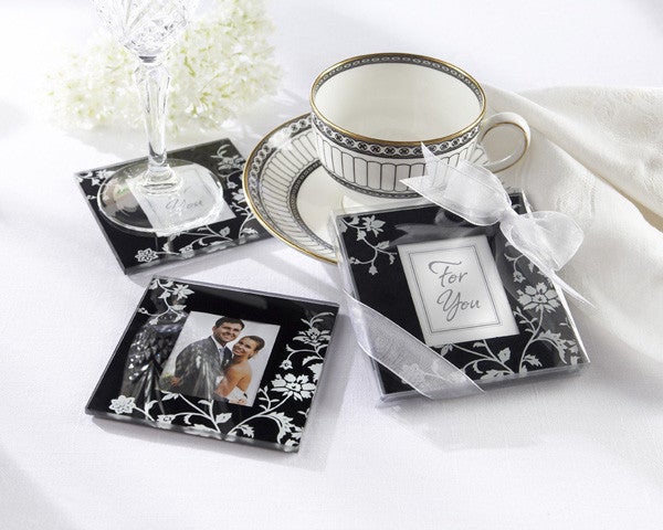 Black and White Coasters for Wedding Guests (89857401)