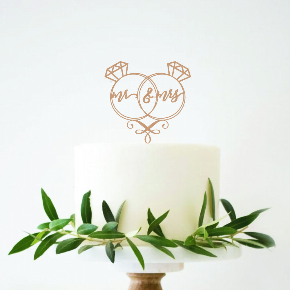 Mr & Mrs-cake-topper with rings