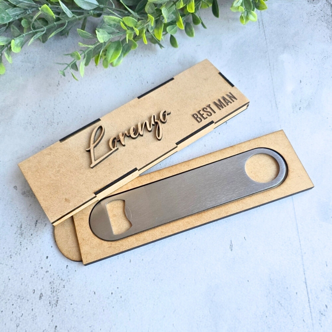 bar blade gift box with engraved bar blade