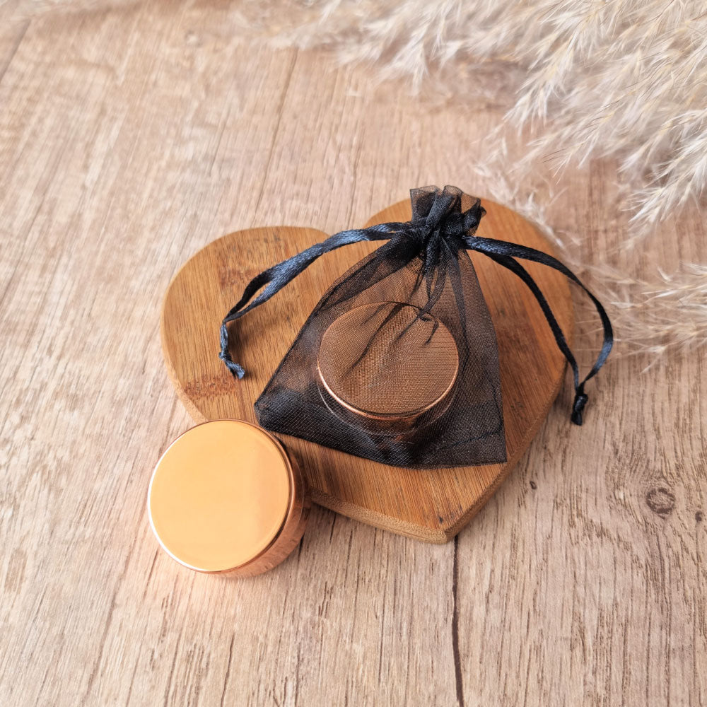 your-the-balm-lip-balm-favour-in-organza-bag-favour