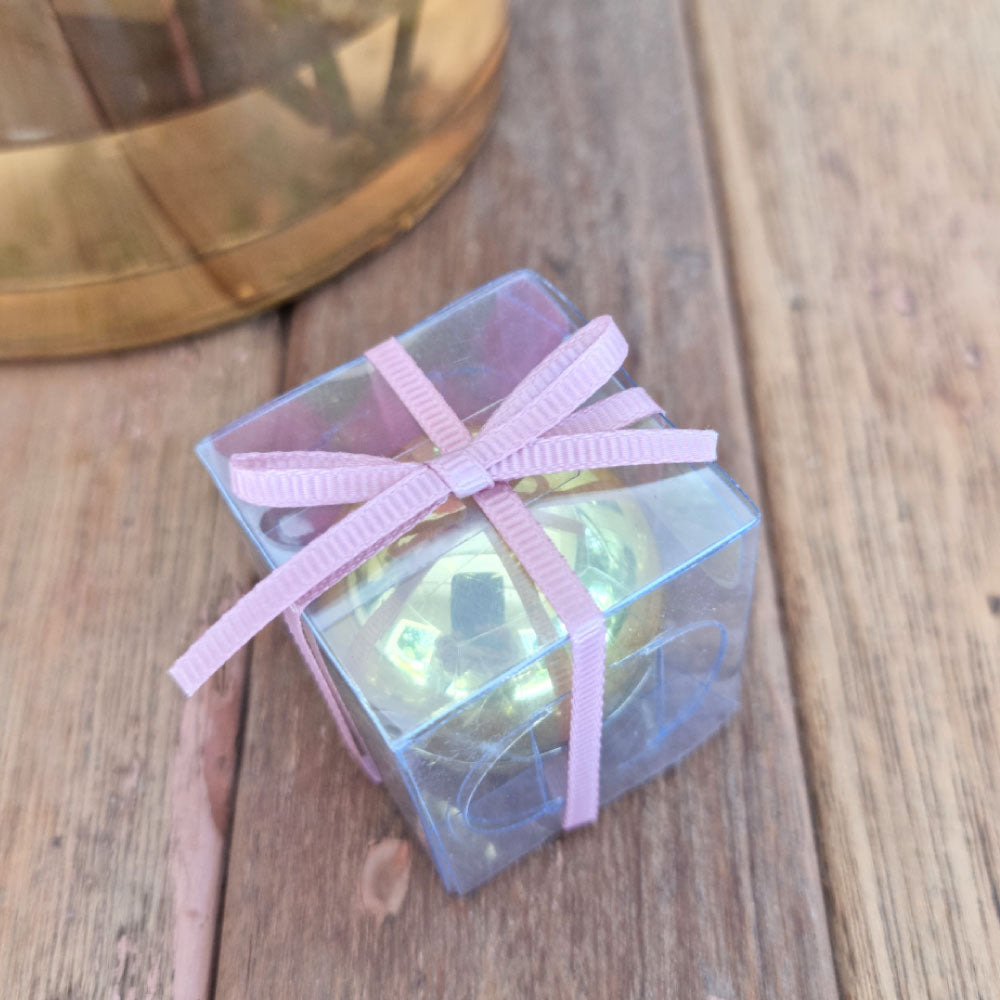 gold-sphere-lip balm favour-in-clear-giftbox
